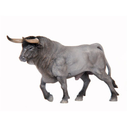 Toro Bravo Cárdeno Trotando