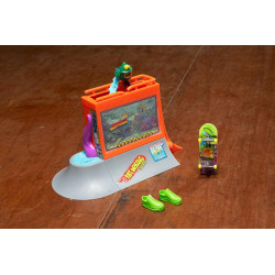 HotWheels Skatepark Aquarium